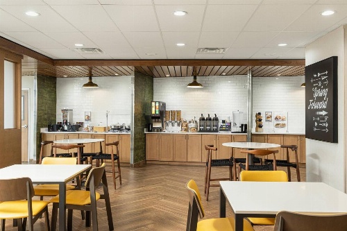 Fairfield Inn & Suites by Marriott Salina image 3