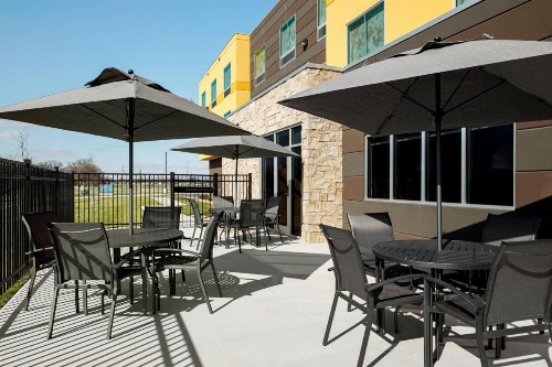 Fairfield Inn & Suites by Marriott Salina image 5